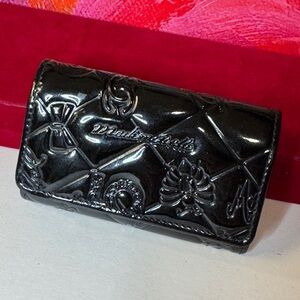 CHANEL key holder 6 Pendants used but still in good condition.